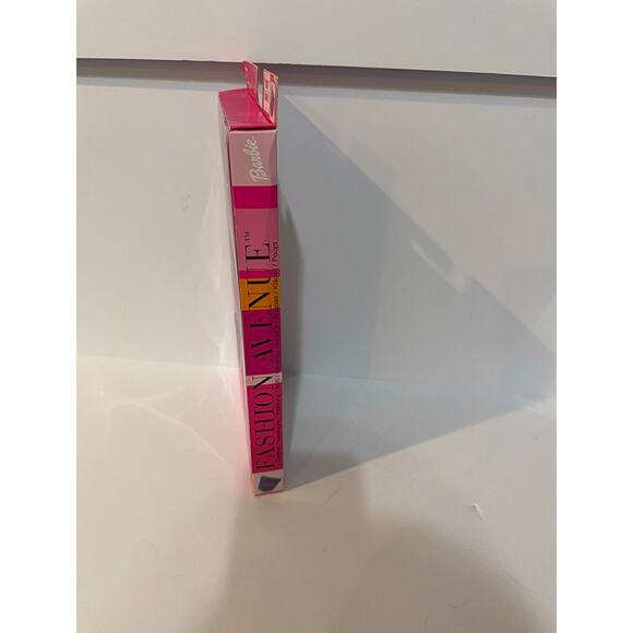 2002 Barbie Fashion Avenue Flare Jeans Barbie Print Top NRFB Mattel 55516 NIP - Picture 4 of 6